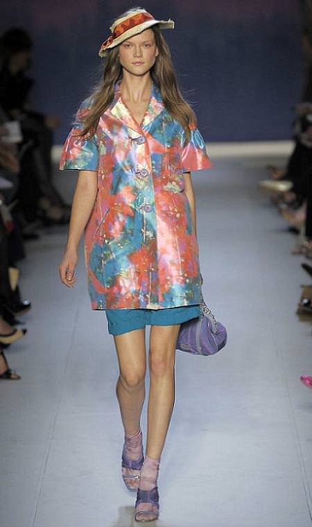 Moschino Cheap & Chic